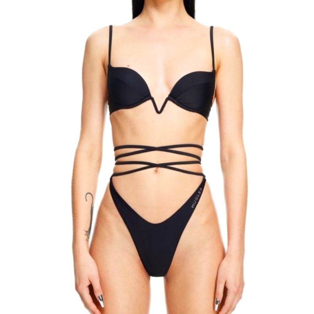 Mugler x H&M black bikini. Size 8 in both top and bottom. Brand new w/tags